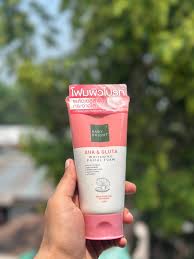 Baby Bright AHA & Gluta Whitening Facial Foam - 3